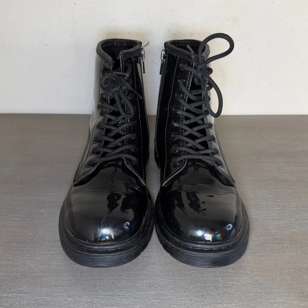Dr. Martens 1460 J Patent Iridiscent Black Boots Junior Size 4 US Men 5 US Women